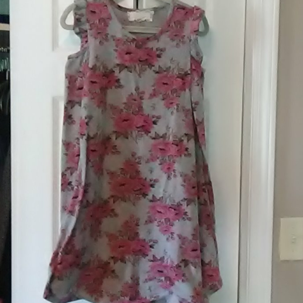 Girls dress